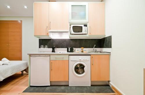 Gran Via Suites Madrid Ngoại thất bức ảnh