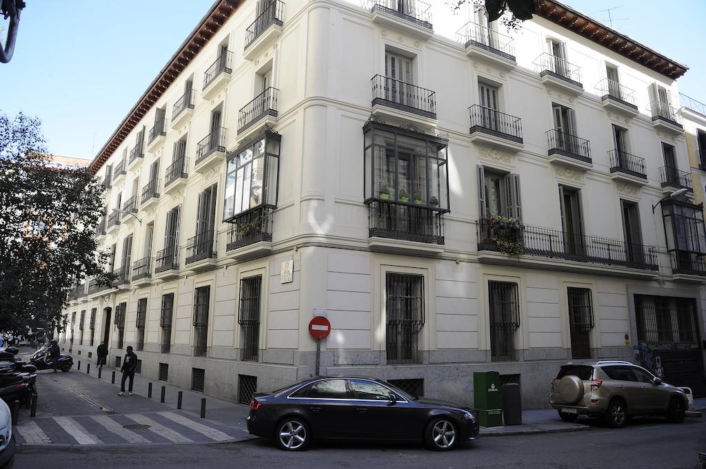 Gran Via Suites Madrid Ngoại thất bức ảnh