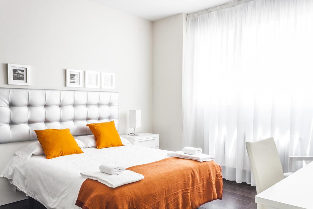 Gran Via Suites Madrid Phòng bức ảnh
