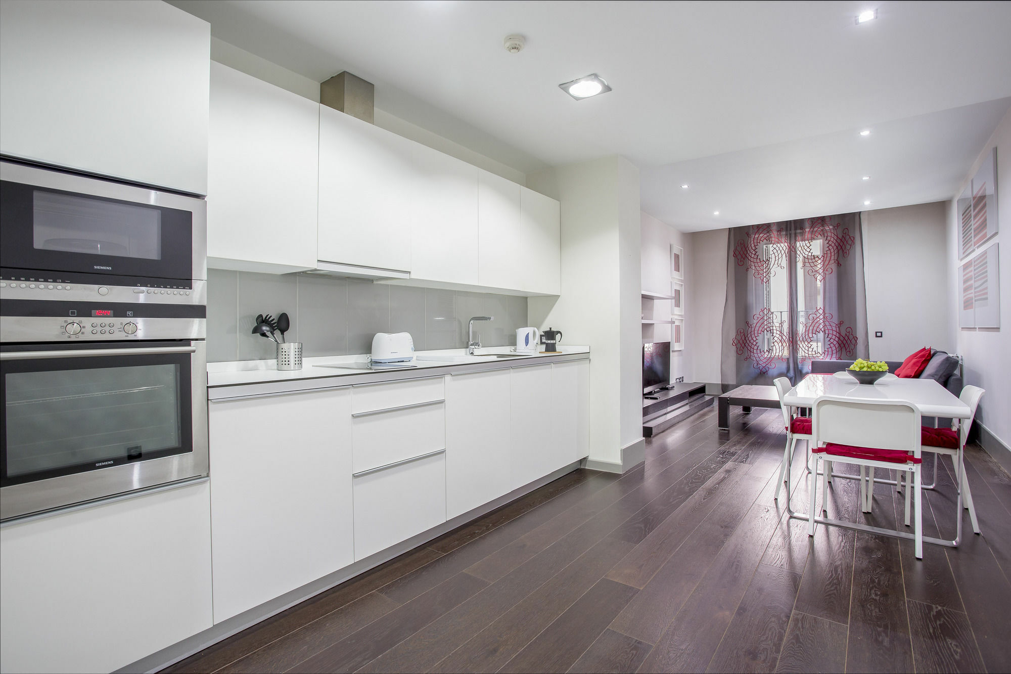 Gran Via Suites Madrid Ngoại thất bức ảnh