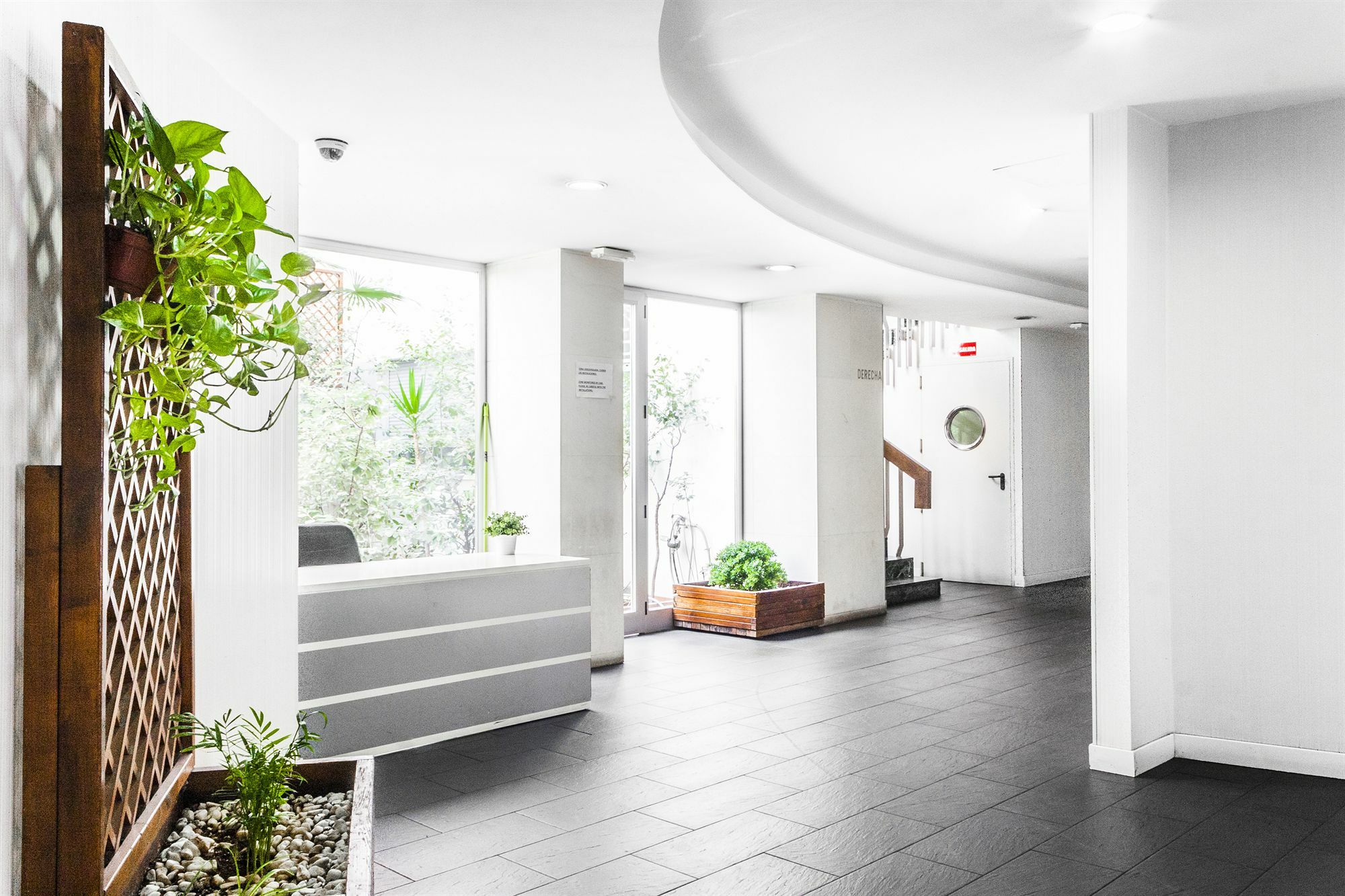 Gran Via Suites Madrid Ngoại thất bức ảnh