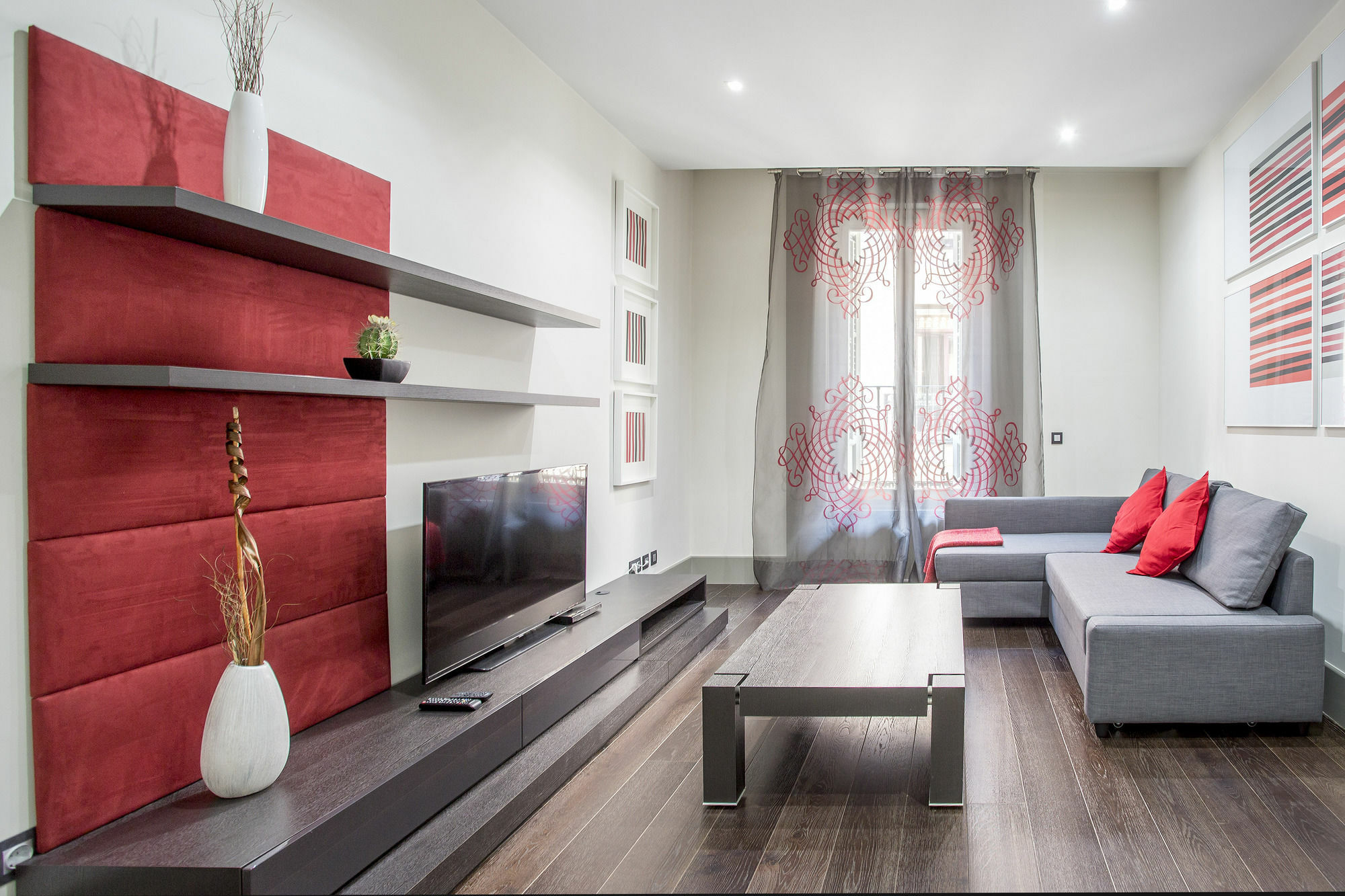 Gran Via Suites Madrid Ngoại thất bức ảnh